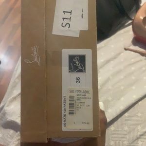 Size 36 which is - 6 in US. Red bottoms nude . Worn 6-8 times . So Kate nude